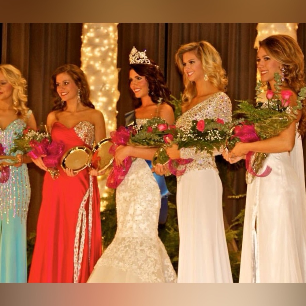 White Lace Mermaid Dress I Won Miss Martin in. Was once Miss Tennessee’s Dress.